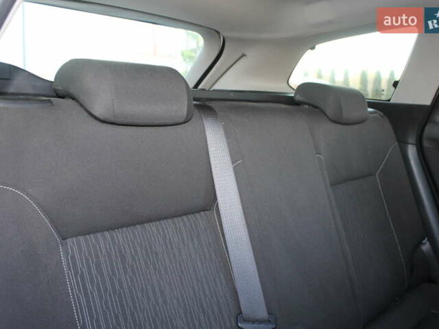 Белый Опель Астра, объемом двигателя 1.69 л и пробегом 224 тыс. км за 7490 $, фото 45 на Automoto.ua