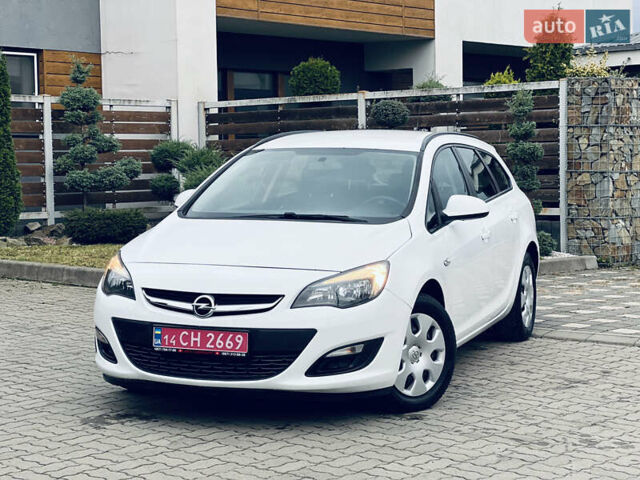 Опель Астра 2013 у Львові на Automoto.ua Білий Опель Астра, об'ємом двигуна 1.7 л та пробігом 192 тис. км за 7300 $, фото 1 на Automoto.ua