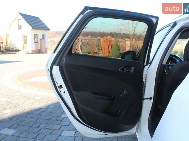 Білий Опель Астра, об'ємом двигуна 1.69 л та пробігом 224 тис. км за 7190 $, фото 41 на Automoto.ua