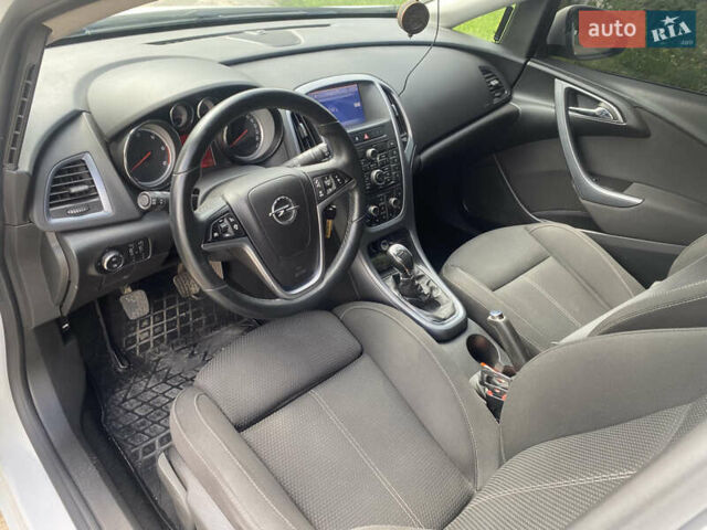 Білий Опель Астра, об'ємом двигуна 1.69 л та пробігом 212 тис. км за 8500 $, фото 6 на Automoto.ua