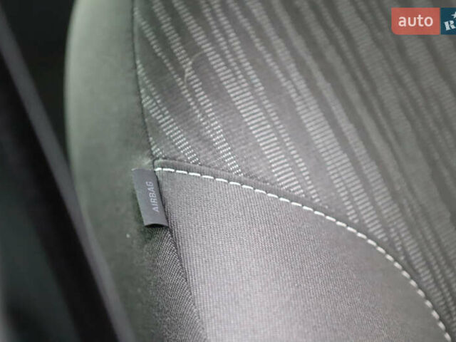 Белый Опель Астра, объемом двигателя 1.7 л и пробегом 140 тыс. км за 7700 $, фото 67 на Automoto.ua