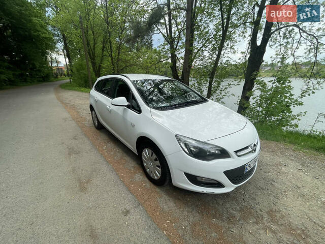 Белый Опель Астра, объемом двигателя 1.69 л и пробегом 280 тыс. км за 5720 $, фото 13 на Automoto.ua