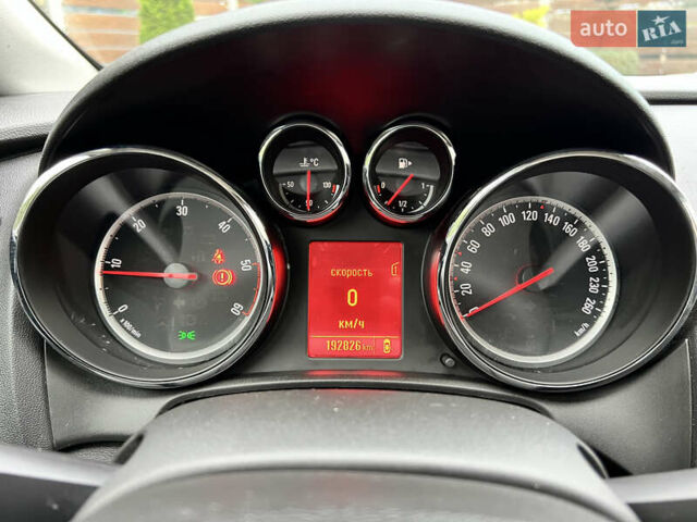 Опель Астра 2013 у Львові на Automoto.ua Білий Опель Астра, об'ємом двигуна 1.7 л та пробігом 192 тис. км за 7300 $, фото 23 на Automoto.ua