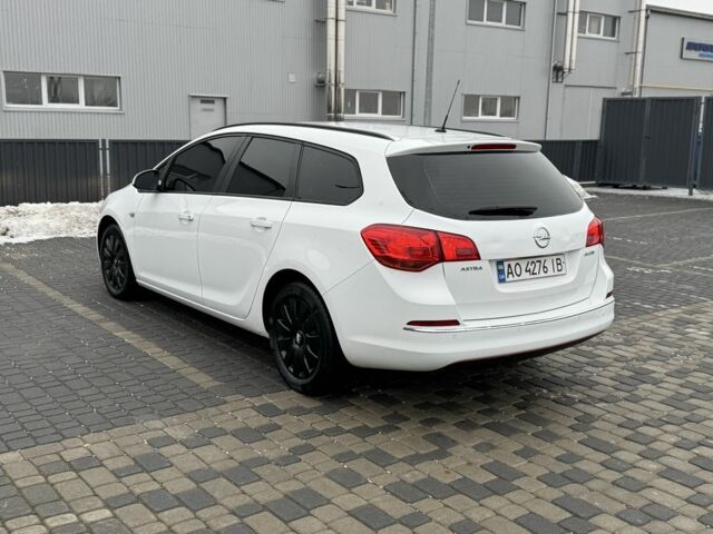 Белый Опель Астра, объемом двигателя 1.7 л и пробегом 272 тыс. км за 6700 $, фото 4 на Automoto.ua