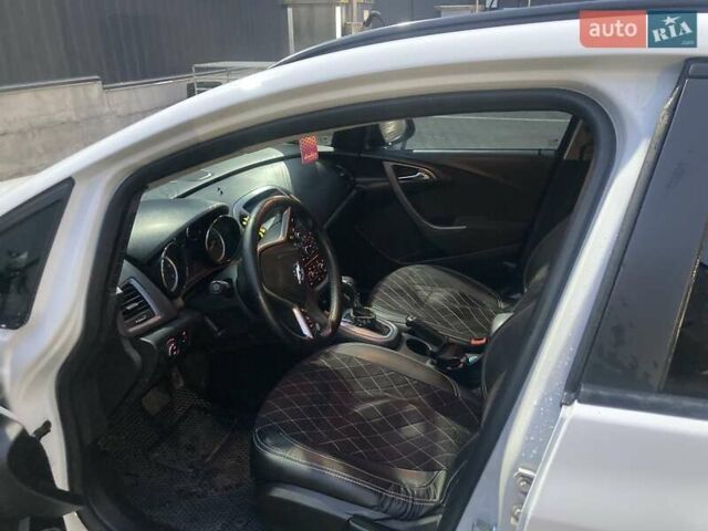 Белый Опель Астра, объемом двигателя 1.96 л и пробегом 340 тыс. км за 7800 $, фото 8 на Automoto.ua