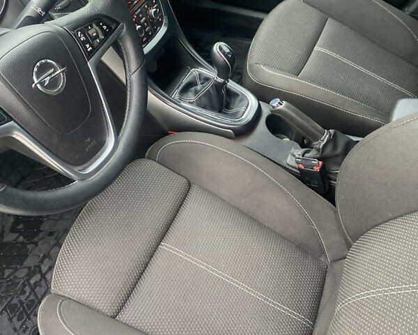 Белый Опель Астра, объемом двигателя 1.7 л и пробегом 203 тыс. км за 7800 $, фото 22 на Automoto.ua