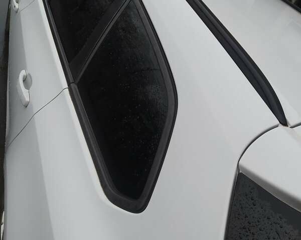 Белый Опель Астра, объемом двигателя 1.3 л и пробегом 190 тыс. км за 6800 $, фото 6 на Automoto.ua