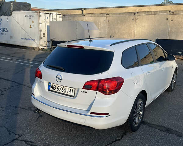 Белый Опель Астра, объемом двигателя 2 л и пробегом 222 тыс. км за 7500 $, фото 4 на Automoto.ua