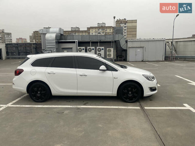 Белый Опель Астра, объемом двигателя 1.7 л и пробегом 203 тыс. км за 7800 $, фото 13 на Automoto.ua