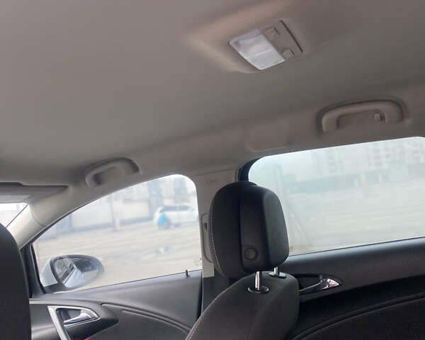 Белый Опель Астра, объемом двигателя 1.7 л и пробегом 203 тыс. км за 7800 $, фото 48 на Automoto.ua