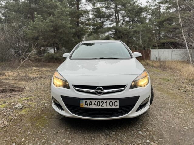 Белый Опель Астра, объемом двигателя 2 л и пробегом 167 тыс. км за 10500 $, фото 1 на Automoto.ua