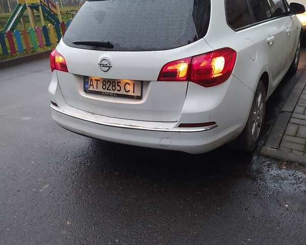 Белый Опель Астра, объемом двигателя 1.3 л и пробегом 190 тыс. км за 6800 $, фото 3 на Automoto.ua