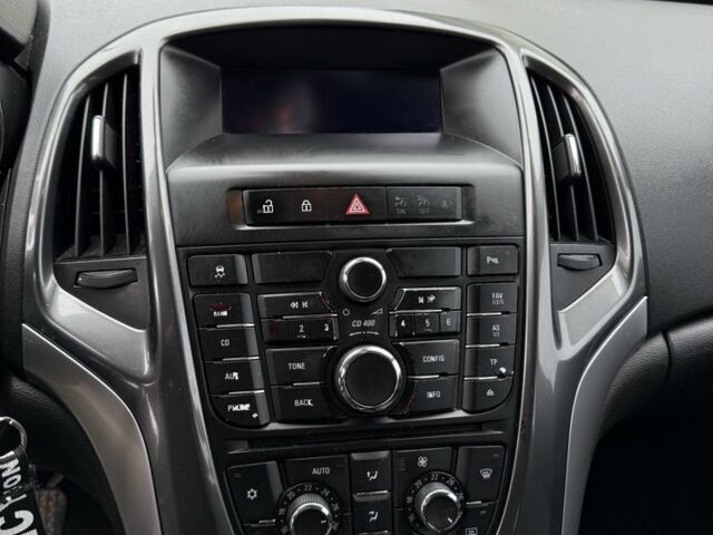 Белый Опель Астра, объемом двигателя 1.7 л и пробегом 211 тыс. км за 6499 $, фото 13 на Automoto.ua