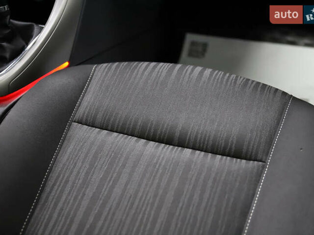 Белый Опель Астра, объемом двигателя 1.7 л и пробегом 140 тыс. км за 7700 $, фото 86 на Automoto.ua