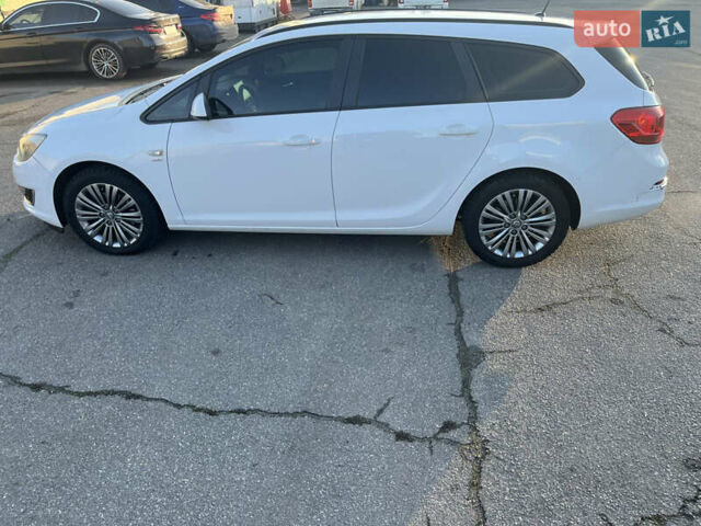 Белый Опель Астра, объемом двигателя 2 л и пробегом 222 тыс. км за 7500 $, фото 8 на Automoto.ua