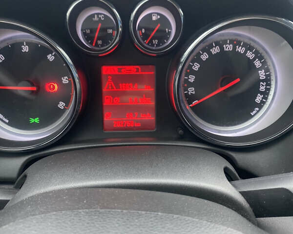 Белый Опель Астра, объемом двигателя 1.7 л и пробегом 203 тыс. км за 7800 $, фото 59 на Automoto.ua