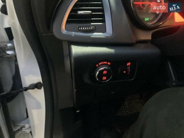 Белый Опель Астра, объемом двигателя 1.96 л и пробегом 340 тыс. км за 7800 $, фото 5 на Automoto.ua