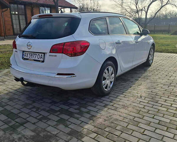 Белый Опель Астра, объемом двигателя 2 л и пробегом 190 тыс. км за 8100 $, фото 5 на Automoto.ua