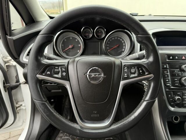 Белый Опель Астра, объемом двигателя 1.7 л и пробегом 211 тыс. км за 6499 $, фото 12 на Automoto.ua