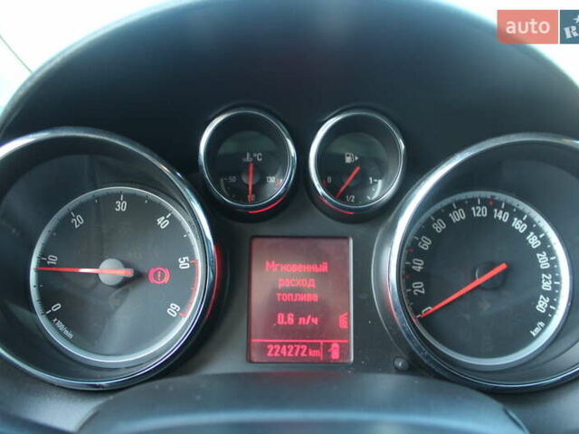 Белый Опель Астра, объемом двигателя 1.69 л и пробегом 224 тыс. км за 7490 $, фото 23 на Automoto.ua