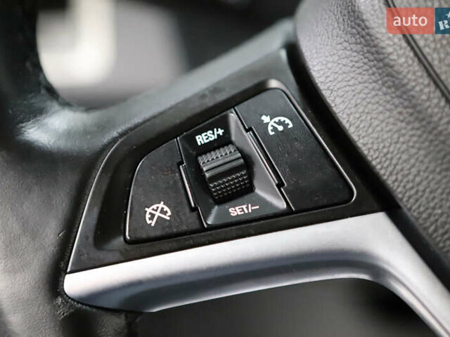 Белый Опель Астра, объемом двигателя 1.7 л и пробегом 140 тыс. км за 7700 $, фото 53 на Automoto.ua