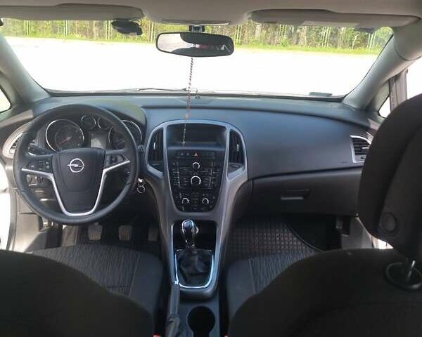 Белый Опель Астра, объемом двигателя 1.69 л и пробегом 280 тыс. км за 7700 $, фото 14 на Automoto.ua