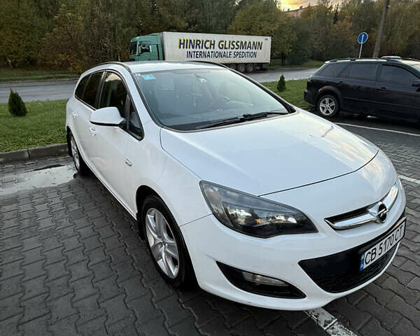 Опель Астра 2014 в Хмельницком на Automoto.ua Белый Опель Астра, объемом двигателя 1.6 л и пробегом 228 тыс. км за 8000 $, фото 1 на Automoto.ua