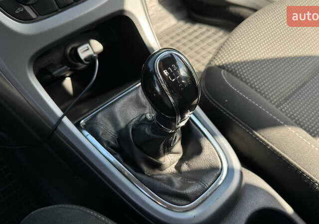 Белый Опель Астра, объемом двигателя 1.6 л и пробегом 292 тыс. км за 6950 $, фото 40 на Automoto.ua