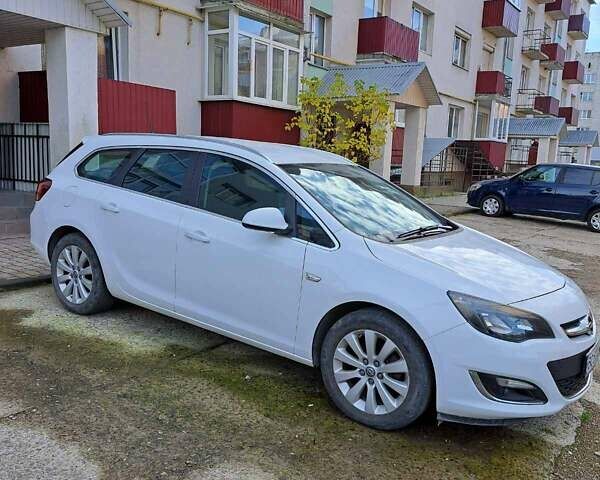 Белый Опель Астра, объемом двигателя 1.6 л и пробегом 199 тыс. км за 9000 $, фото 2 на Automoto.ua