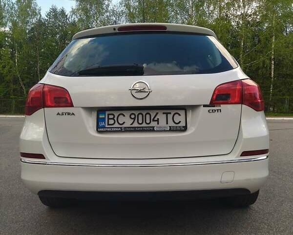 Белый Опель Астра, объемом двигателя 1.69 л и пробегом 280 тыс. км за 7700 $, фото 5 на Automoto.ua