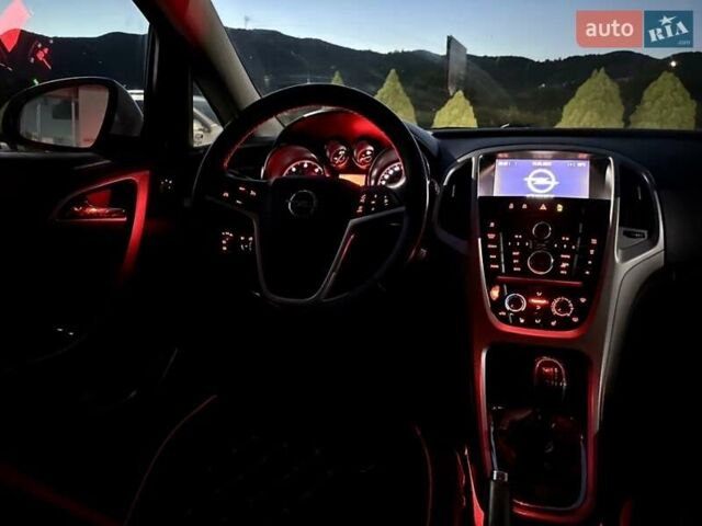 Белый Опель Астра, объемом двигателя 1.69 л и пробегом 244 тыс. км за 6499 $, фото 2 на Automoto.ua