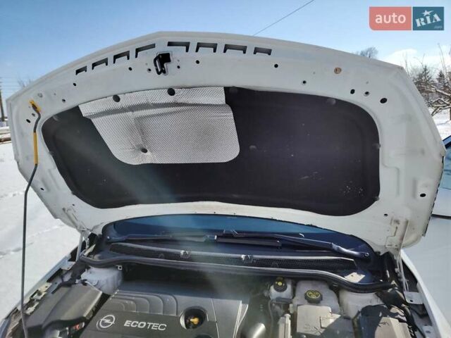 Белый Опель Астра, объемом двигателя 1.6 л и пробегом 270 тыс. км за 8999 $, фото 36 на Automoto.ua