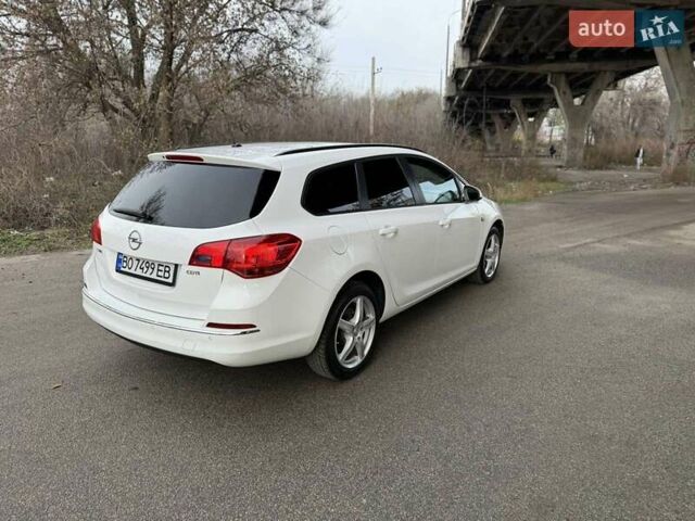 Белый Опель Астра, объемом двигателя 1.69 л и пробегом 278 тыс. км за 7299 $, фото 17 на Automoto.ua