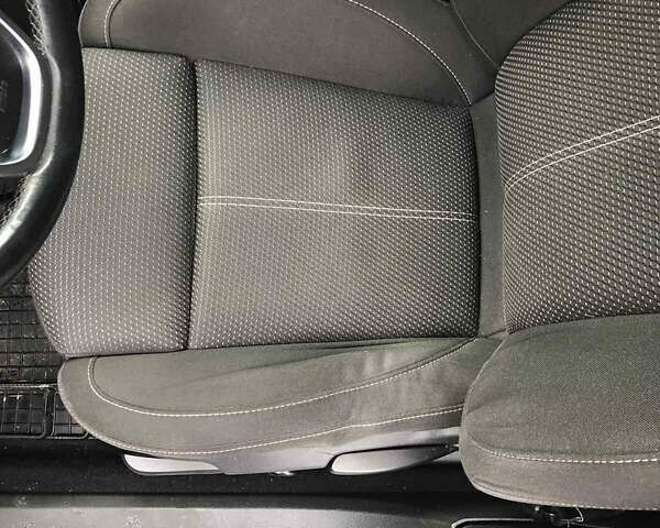 Белый Опель Астра, объемом двигателя 2 л и пробегом 207 тыс. км за 8999 $, фото 8 на Automoto.ua