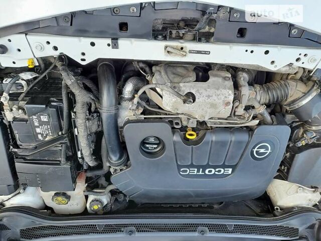 Білий Опель Астра, об'ємом двигуна 1.6 л та пробігом 285 тис. км за 8100 $, фото 15 на Automoto.ua
