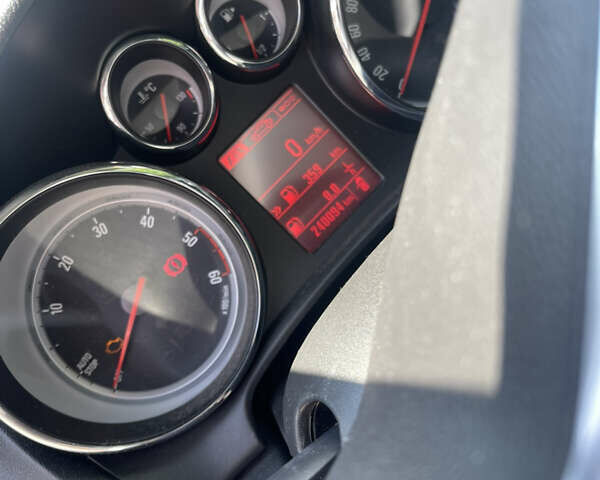 Білий Опель Астра, об'ємом двигуна 1.6 л та пробігом 240 тис. км за 8500 $, фото 2 на Automoto.ua