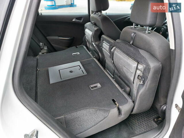 Белый Опель Астра, объемом двигателя 1.6 л и пробегом 211 тыс. км за 9300 $, фото 19 на Automoto.ua