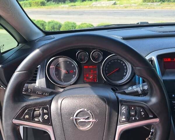 Белый Опель Астра, объемом двигателя 1.6 л и пробегом 150 тыс. км за 8500 $, фото 9 на Automoto.ua