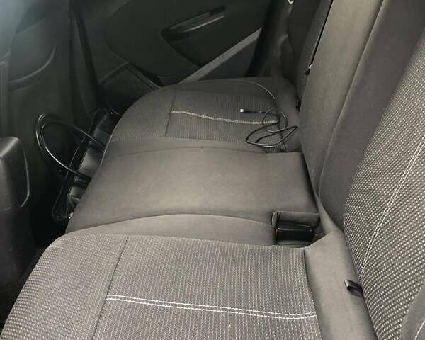 Белый Опель Астра, объемом двигателя 2 л и пробегом 207 тыс. км за 8999 $, фото 11 на Automoto.ua