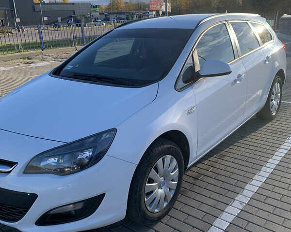 Белый Опель Астра, объемом двигателя 1.6 л и пробегом 271 тыс. км за 8700 $, фото 2 на Automoto.ua