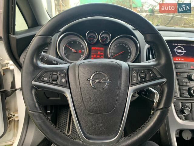 Белый Опель Астра, объемом двигателя 1.6 л и пробегом 271 тыс. км за 8700 $, фото 24 на Automoto.ua