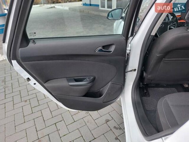 Белый Опель Астра, объемом двигателя 1.6 л и пробегом 211 тыс. км за 9300 $, фото 11 на Automoto.ua