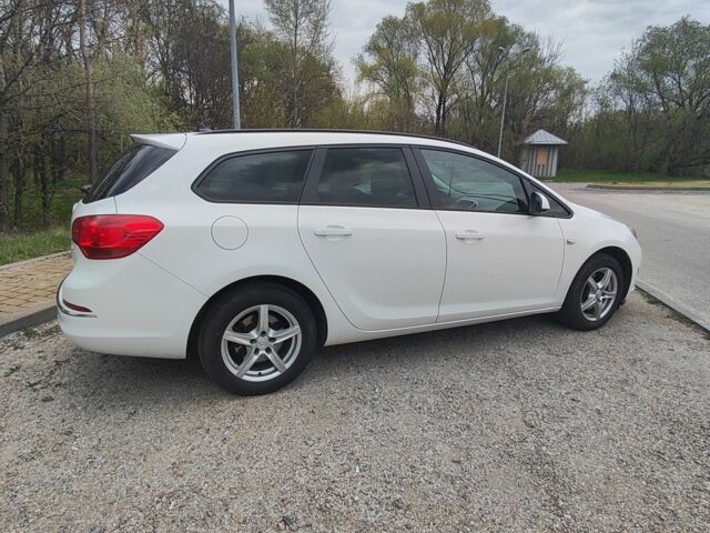 Білий Опель Астра, об'ємом двигуна 0 л та пробігом 304 тис. км за 8000 $, фото 6 на Automoto.ua