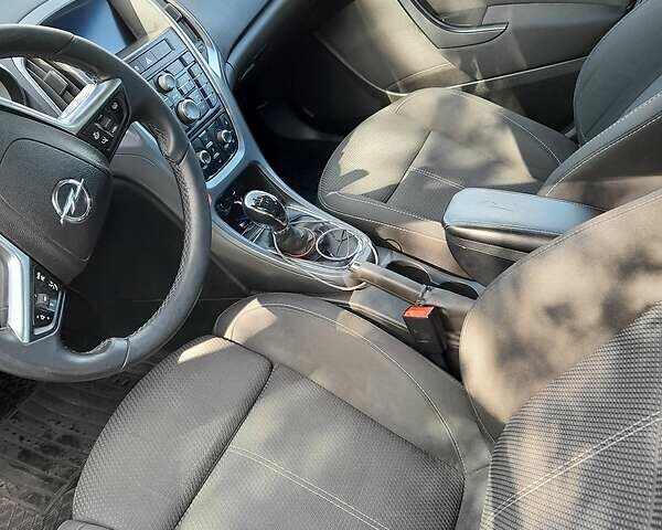 Білий Опель Астра, об'ємом двигуна 1.6 л та пробігом 285 тис. км за 8100 $, фото 6 на Automoto.ua