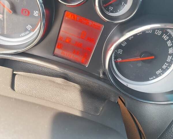 Белый Опель Астра, объемом двигателя 1.6 л и пробегом 150 тыс. км за 8500 $, фото 13 на Automoto.ua