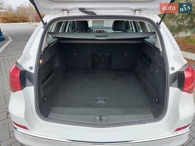 Белый Опель Астра, объемом двигателя 1.6 л и пробегом 211 тыс. км за 9300 $, фото 17 на Automoto.ua