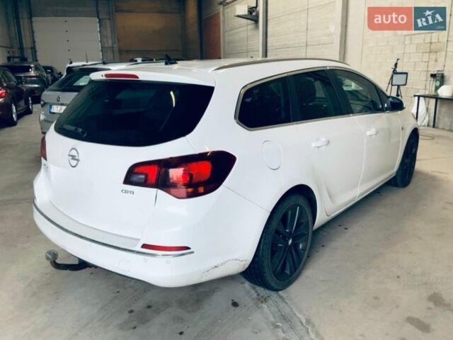 Белый Опель Астра, объемом двигателя 1.6 л и пробегом 230 тыс. км за 9500 $, фото 3 на Automoto.ua