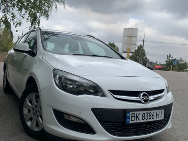Білий Опель Астра, об'ємом двигуна 1.6 л та пробігом 165 тис. км за 9800 $, фото 8 на Automoto.ua