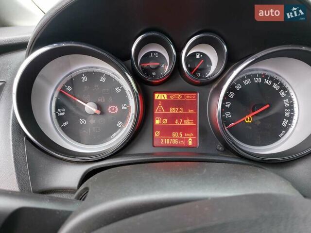 Белый Опель Астра, объемом двигателя 1.6 л и пробегом 211 тыс. км за 9300 $, фото 14 на Automoto.ua