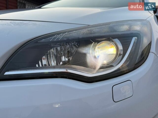 Белый Опель Астра, объемом двигателя 1.6 л и пробегом 230 тыс. км за 9500 $, фото 17 на Automoto.ua